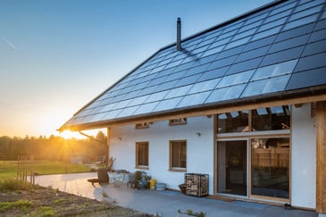 La maison en bottes de paille MegaSlate